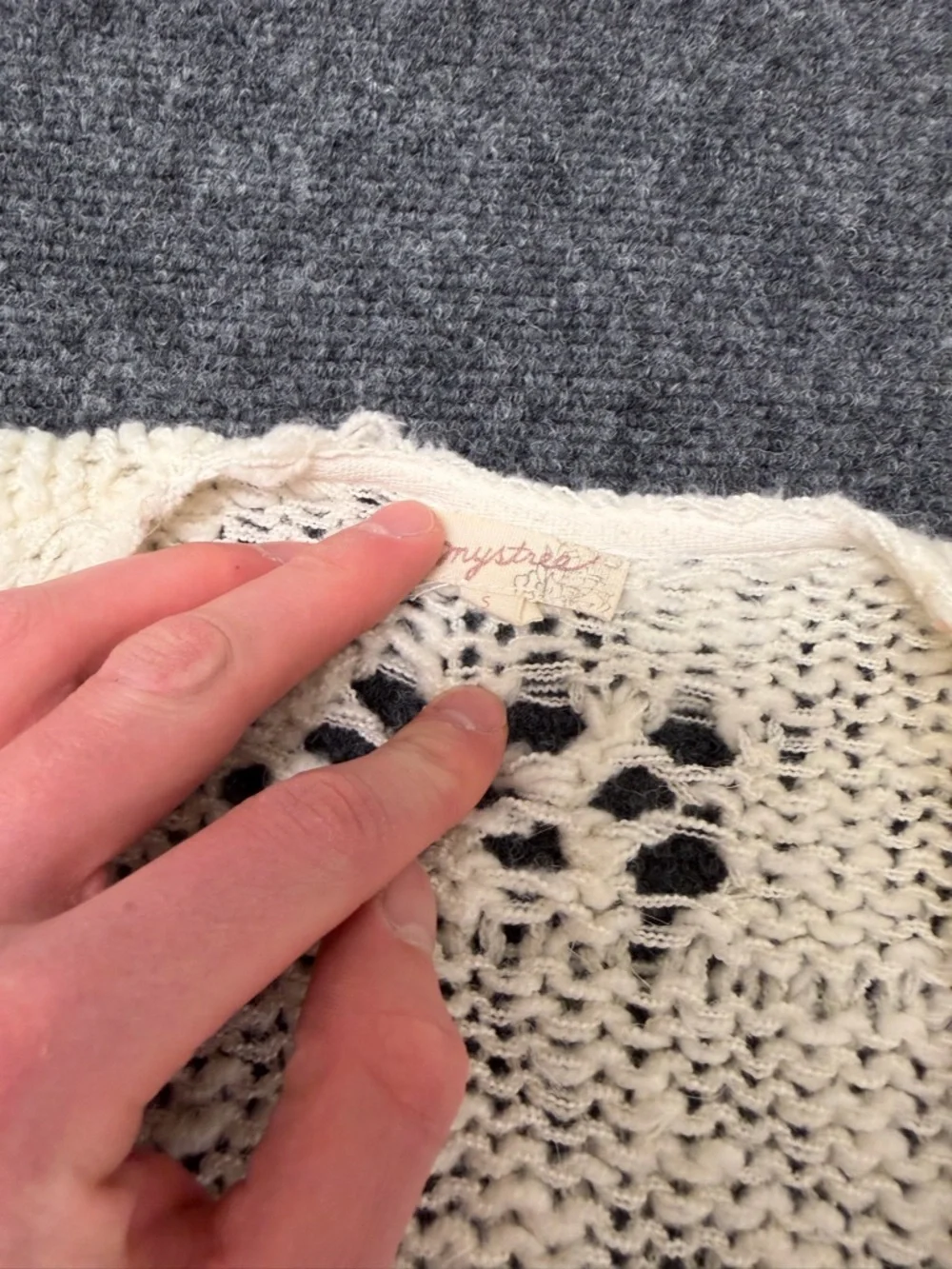 Y2K Cream‎ Knit Cardigan Lightweight Womens Sweater Minimalist